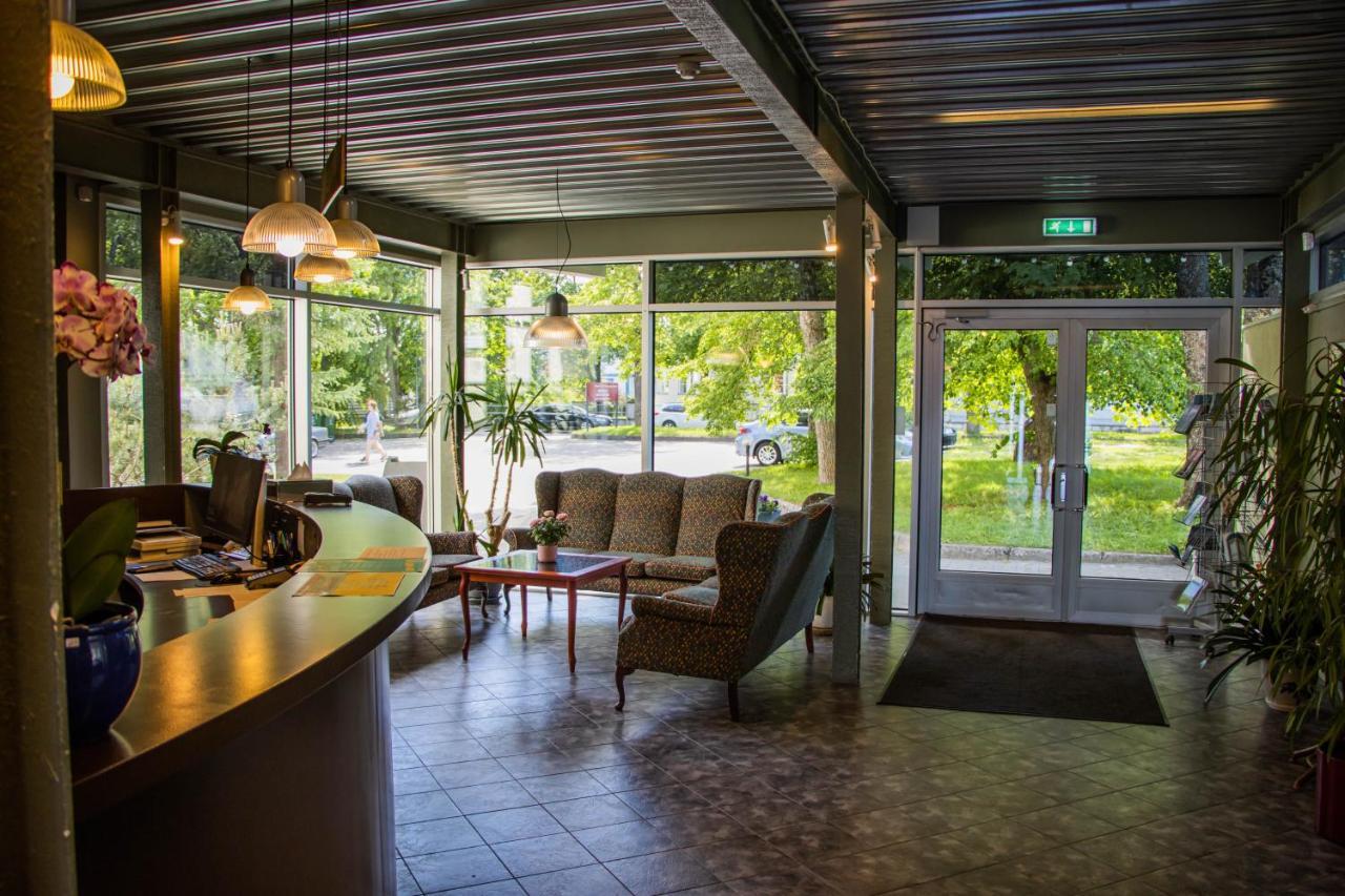 Hotel Promenaadi Haapsalu Kültér fotó