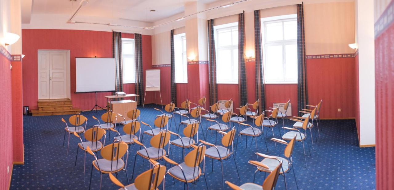 Hotel Promenaadi Haapsalu Kültér fotó