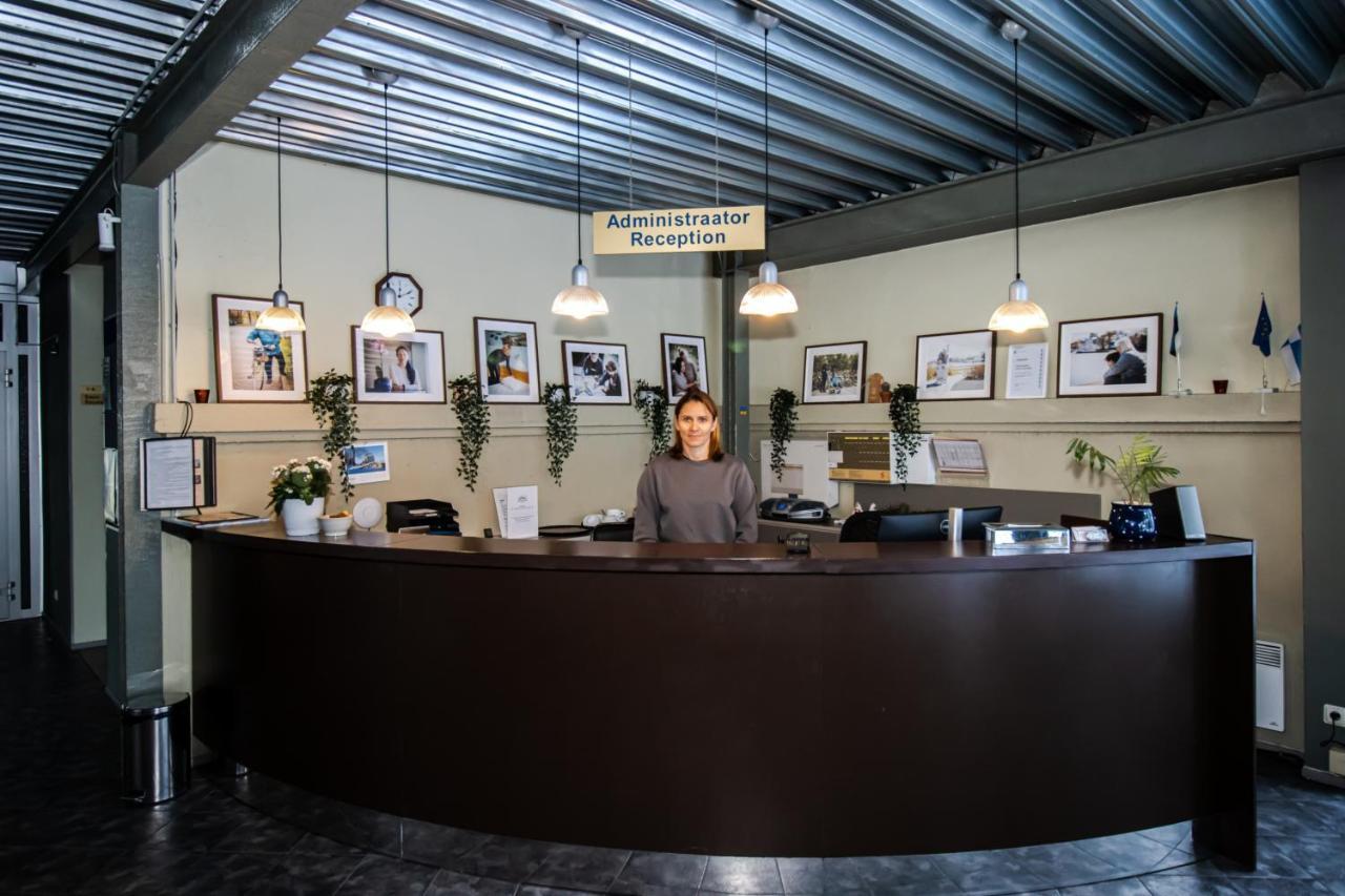 Hotel Promenaadi Haapsalu Kültér fotó