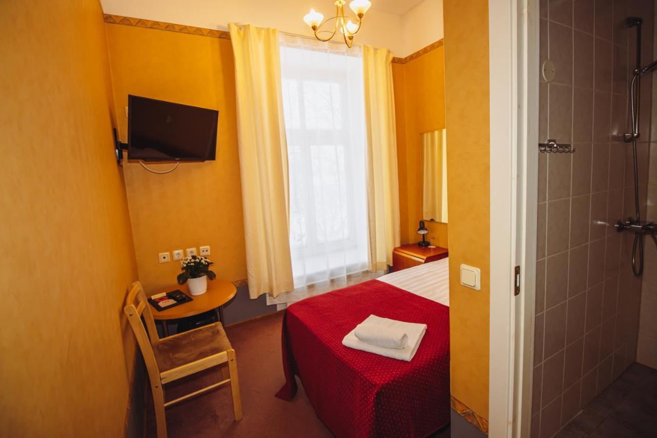 Hotel Promenaadi Haapsalu Kültér fotó