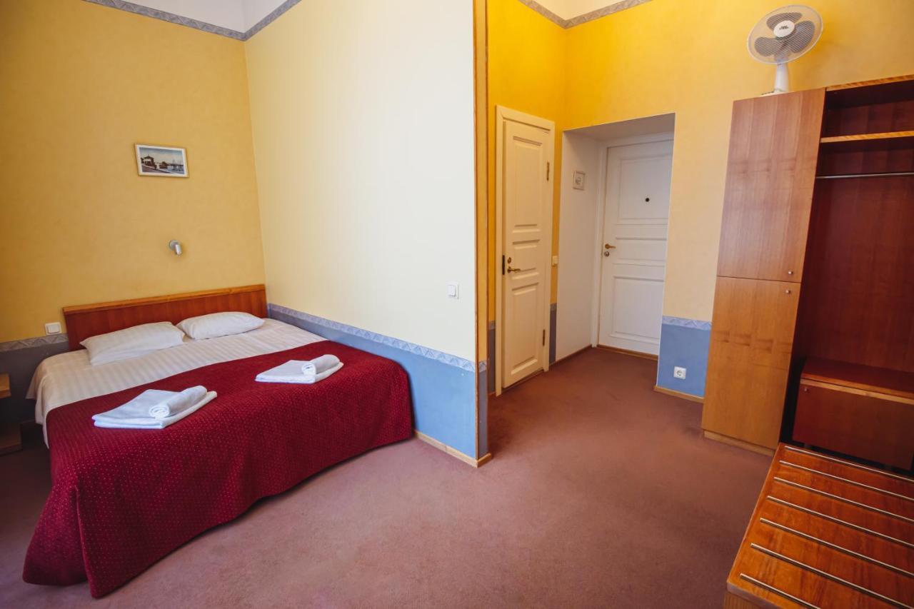 Hotel Promenaadi Haapsalu Kültér fotó