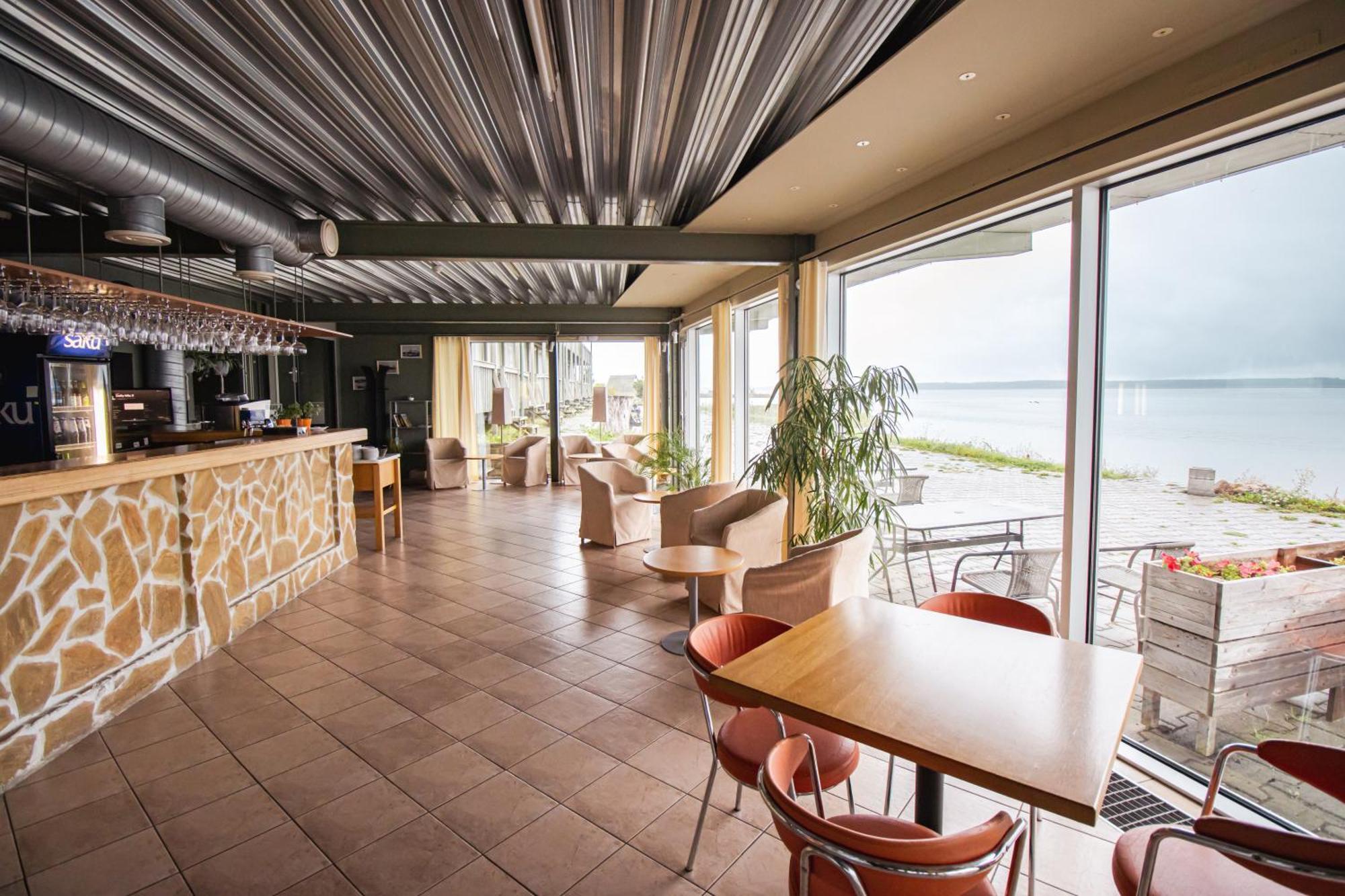 Hotel Promenaadi Haapsalu Kültér fotó